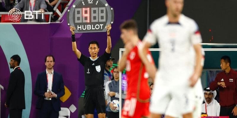 Các trường hợp khiến trận đấu kéo dài hơn 90 phút