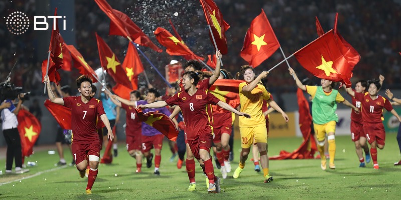 Trực tiếp bóng đá Việt Nam - nơi cảm xúc thích cùng pha bóng