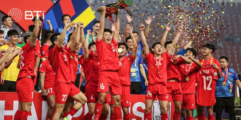 Lượng người theo dõi tăng mạnh trong mỗi khung giờ